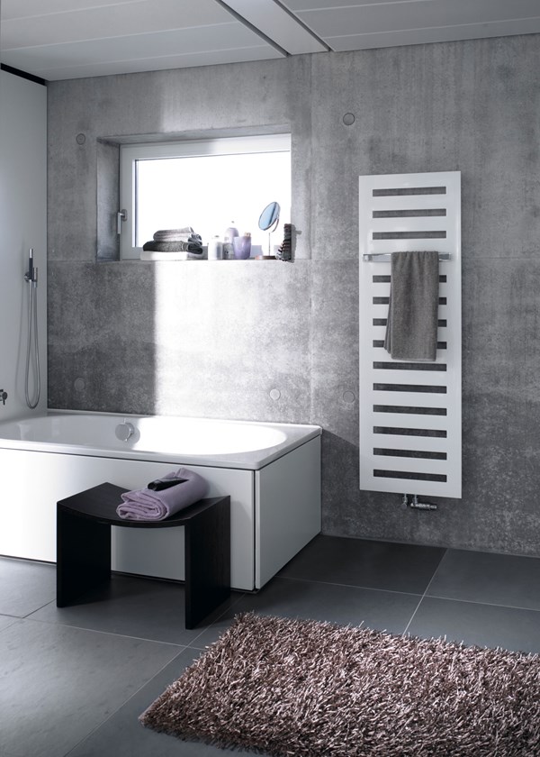 Zehnder Metropolitan - Image shown in White RAL9016 with additional Towel Bar