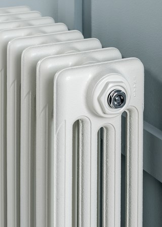 The Radiator Company Aston 4 Column - White RAL9010 Detail