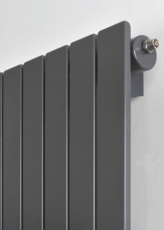 Rads 2 Rails Primrose Vertical Single - Anthracite (Close Up)