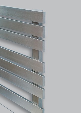Aeon Kaptan - Brushed Stainless (Close Up) Aeon Kaptan - Brushed Stainless (Close Up)