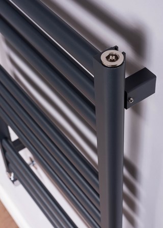DQ Heating Indio Aluminium Towel Rail close-up finished in Matt Anthracite DQ Heating Indio Aluminium Towel Rail close-up finished in Matt Anthracite