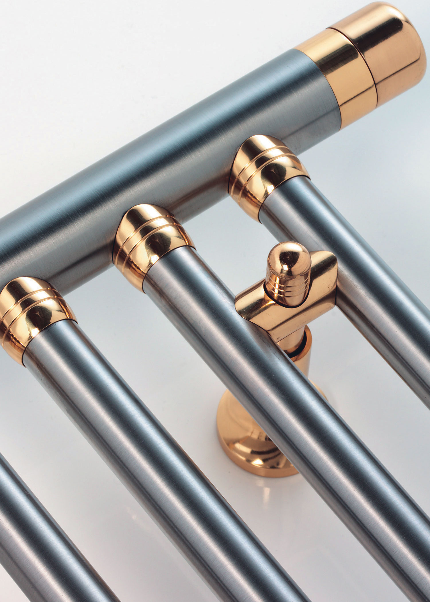 Close-Up of Aeon Seren finished in Brushed Stainless with Gold Trim