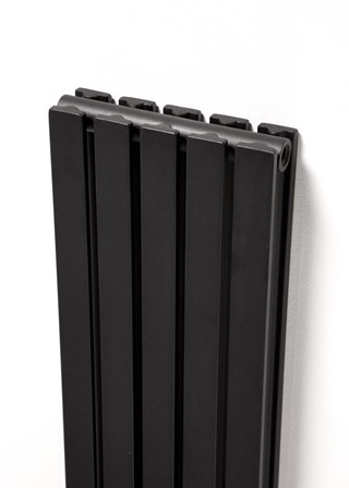 Ultraheat Linear Double Black Detail
