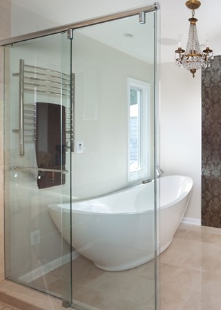 JIS Sussex Camber Curved Heated Towel Rail