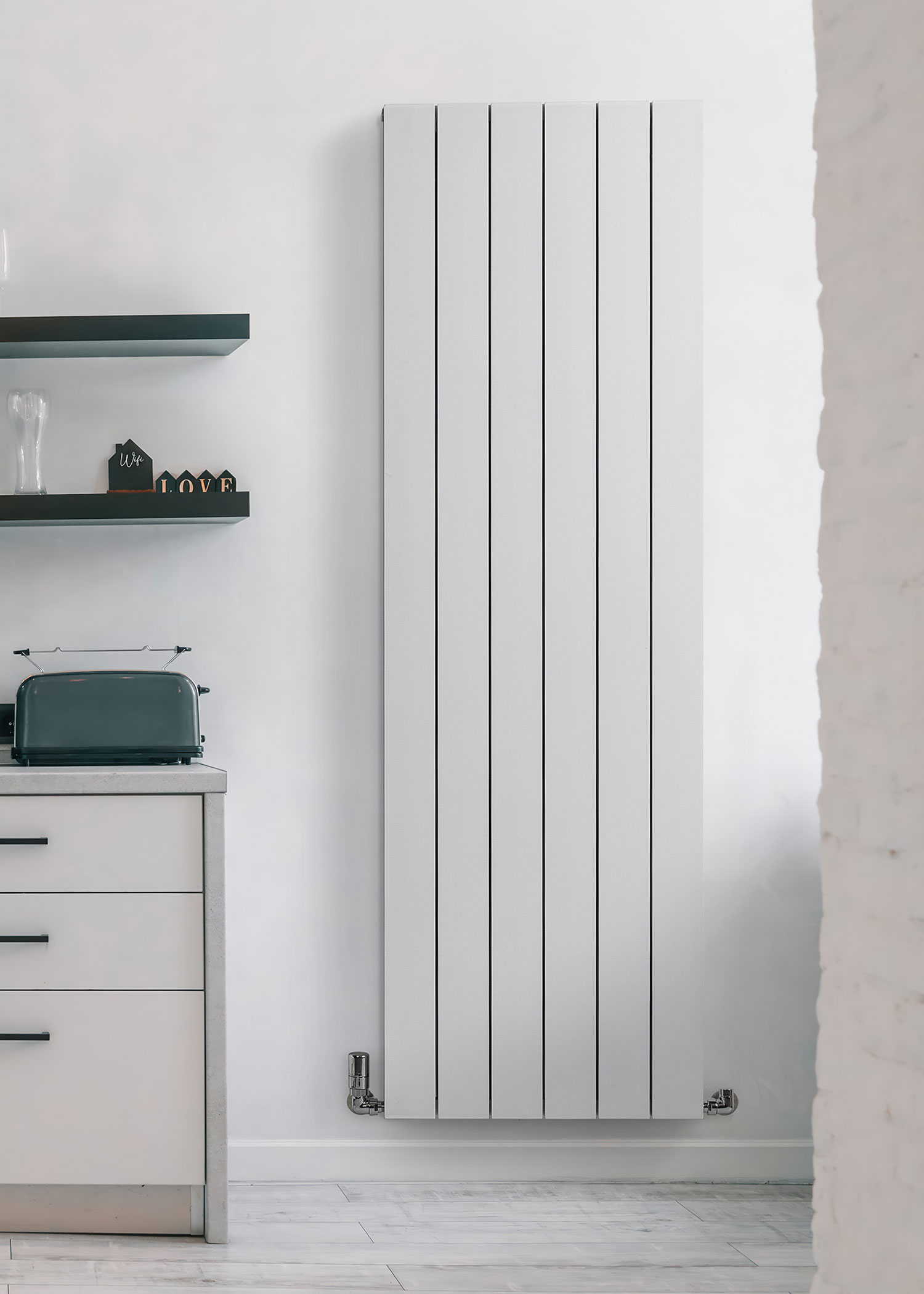 Duoline Vertical finished in White Texture, Smooth Side Showing