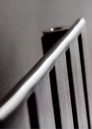 Aeon Supra Single - Brushed Stainless (Close Up)
