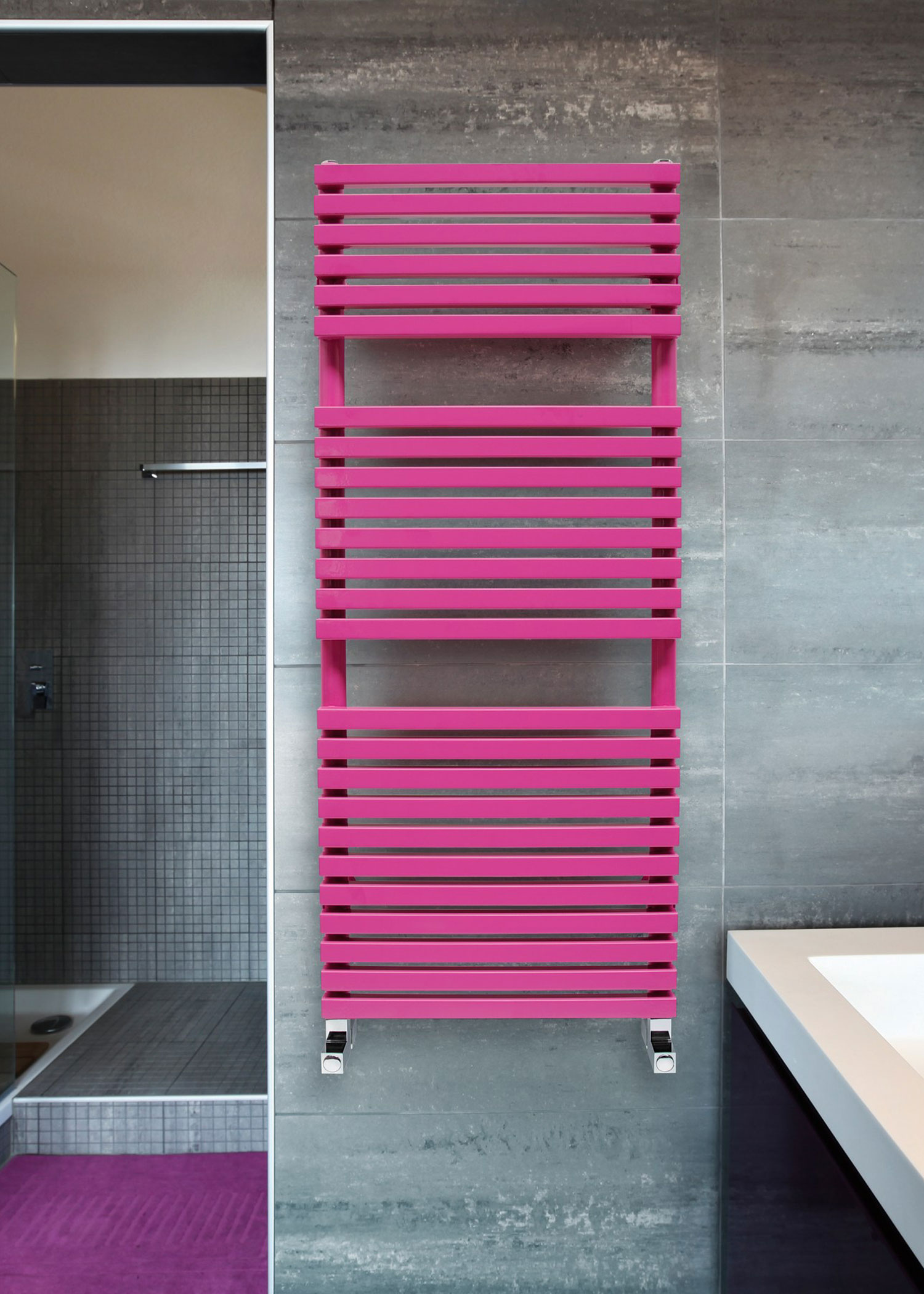 DQ Double Quick Cube Heated Towel Rail