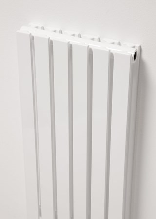 Ultraheat Linear Double White Detail