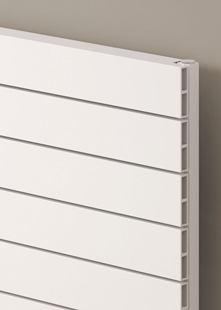 Reina Rienza finished in White - 565mm (H) x 1000mm (W) - Close-Up