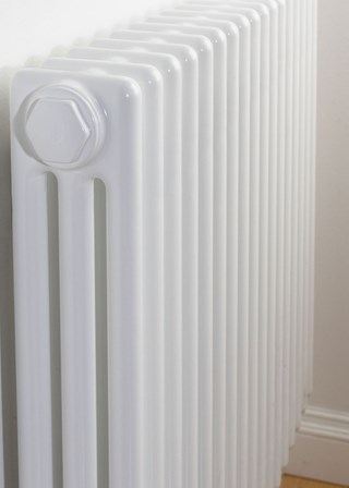 Zehnder Charleston 3 Column - White RAL9016 Detail