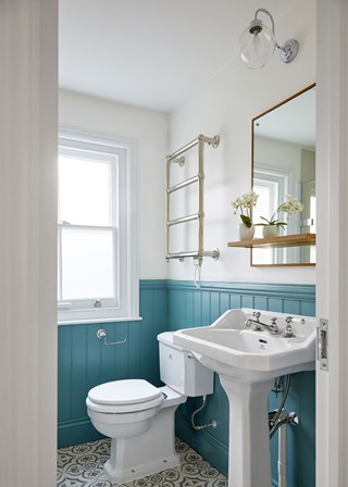JIS Sussex Fletching Electric Traditional Heated Towel Rail JIS Sussex Fletching Electric Traditional Heated Towel Rail