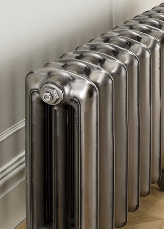 The Radiator Company Linton 3 Column Polished Detail