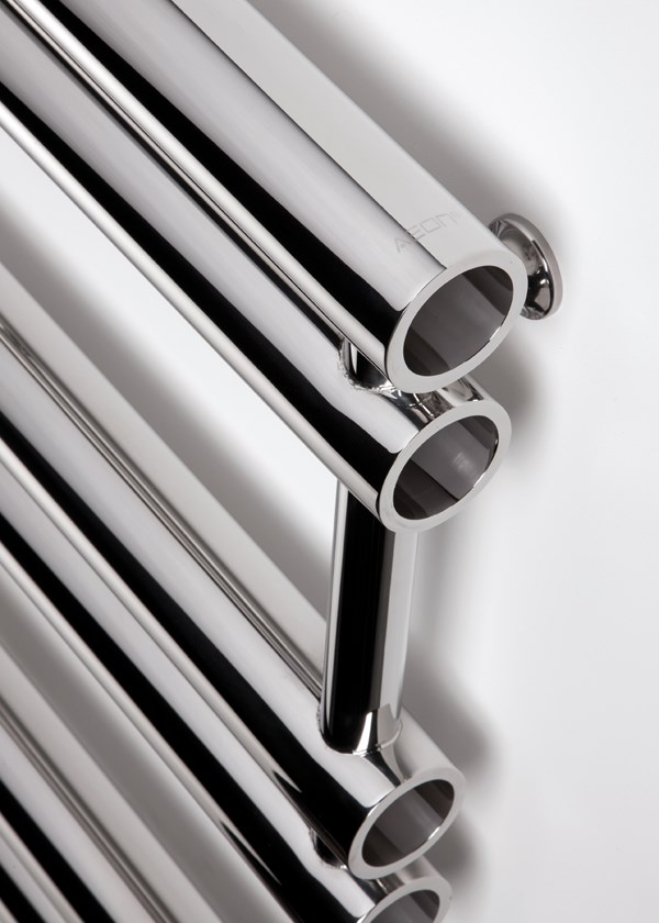 Aeon Tubo - Polished Stainless (Close Up)