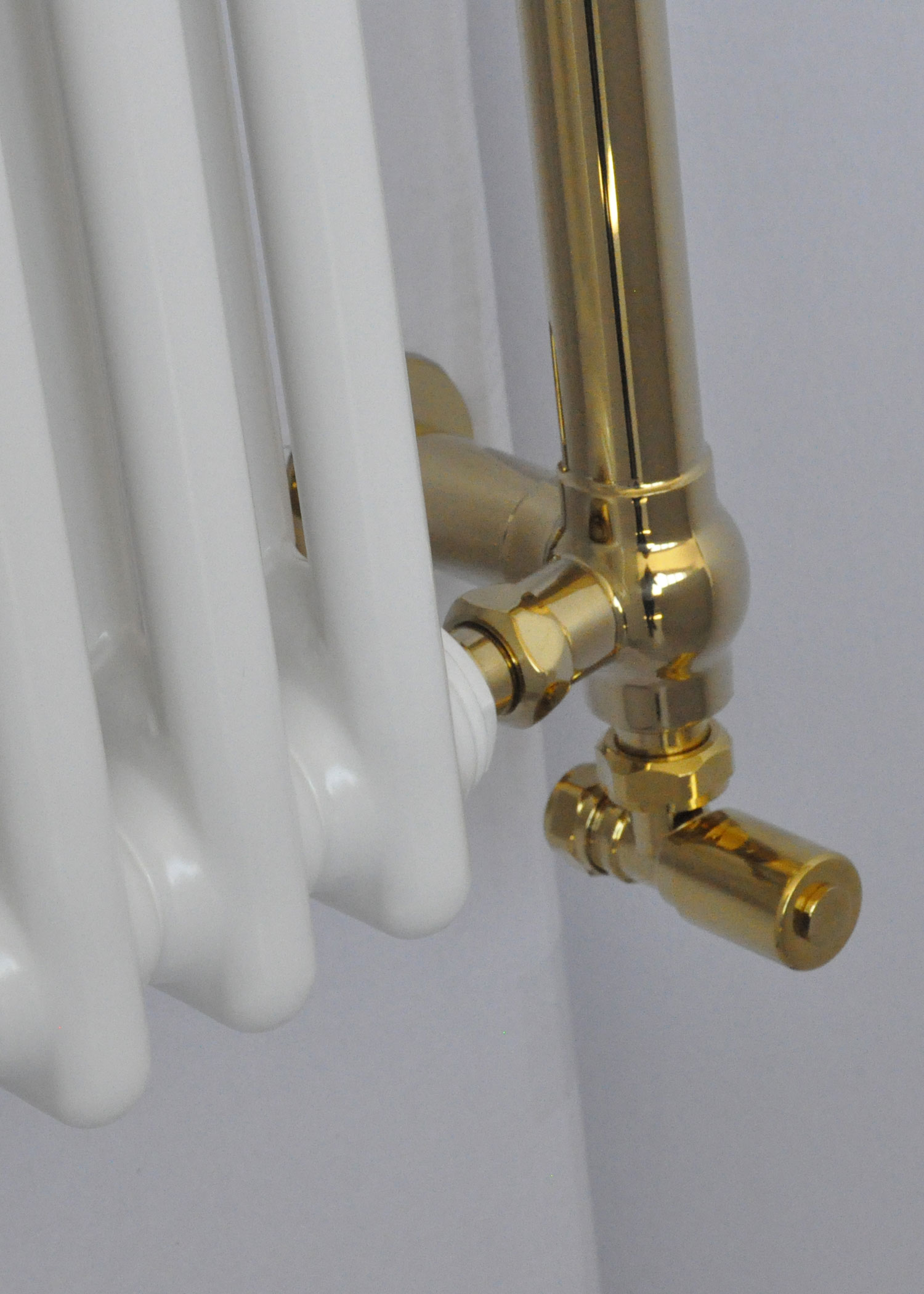 Ultraheat Devon - Polished Gold Detail